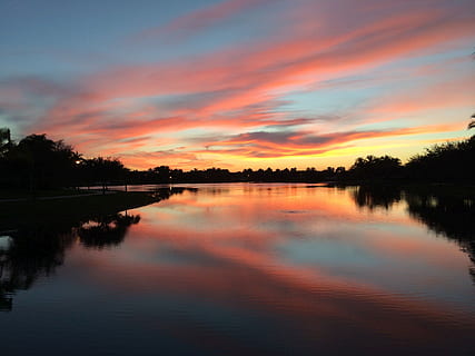 posta de sol, florida, naples, posta de sol, florida, reflexió, aigua, llac, escena tranquil·la, cel, tranquil·litat, bellesa a la natura, escenics - natura, núvol - cel, arbre, davant del mar, cap gent, naturalesa, idíl·lic, planta, silueta, color taronja, escena no urbana, a l'aire lliure, llac de reflexió, cel romàntic, 2K, CC0, domini públic, lliure de regalies