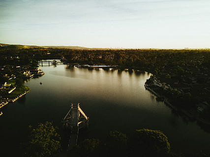 odrazy jezera, tělo, voda, les, během dne, západ slunce, mrak, odraz, californium, oranžový kraj, lesní jezero, jezero, woodbridge, irvine, Příroda, nebe, klid, vysoký úhel pohledu, strom, rostlina, scenics - příroda, nikdo, venku, klidné scény, životní prostředí, krása v přírodě, den, soumrak, přistát, architektura, 2K, CC0, veřejná doména, bez autorských práv