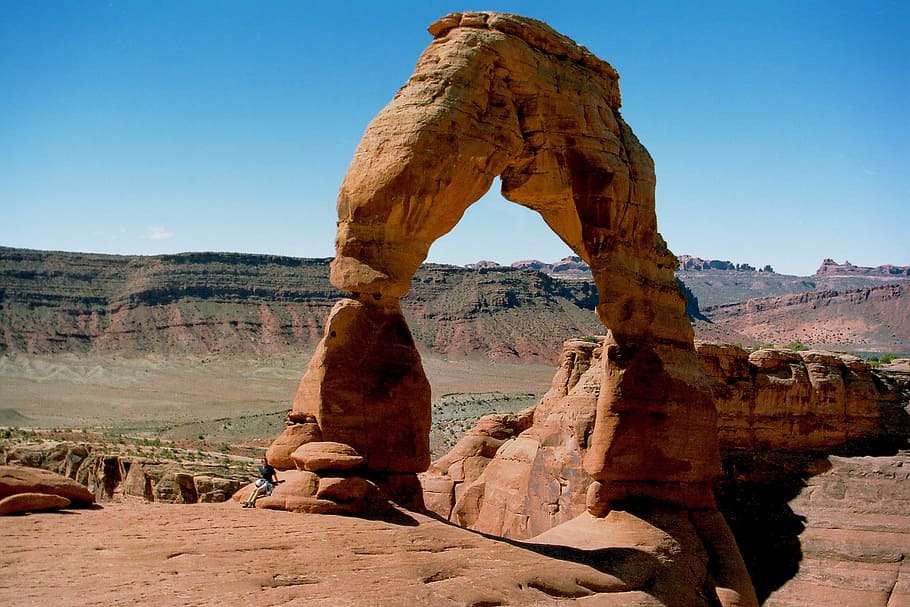 arco delicato, arco, roccia, roccia, formazione, roccia, formazione, arenaria, Moab, archi, sabbia, erosione, Utah, Stati Uniti d'America, panoramico, paesaggio, roccia - oggetto, cielo sereno, giorno, natura, cielo, nessuno, formazione rocciosa, solido, destinazioni di viaggio, scenics - natura, geologia, arco, scena non urbana, scena tranquilla, viaggio, la tranquillità, geografia fisica, arco naturale, bellezza nella natura, eroso, all'aperto, clima, clima arido, 1080P