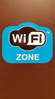 wifi zone logo, grafisk, wifi, zon, skydda, notera, surfa, wiFi, zon, vägmärke, styrelse, riktning, tecken, ritning, pil, roligt, färgad bakgrund, blå, inget folk, närbild, dag, kommunikation, västra skriptet, text, skylt, stor bokstav, information, inomhus, väggbyggande funktion, informationsskylt, vit färg, icke-västerländskt manus, manus, arkitektur, vägledning, vägg, turkosfärgad, meddelande, 4K, CC0, offentligt domän, royaltyfria