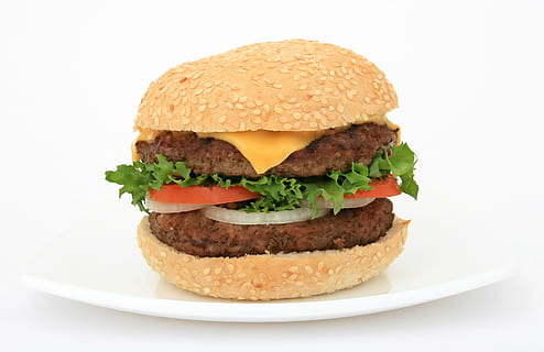 patty burger, biały, płyta, apetyt, wołowina, duży, chleb, kok, burger, kalorie, ser, kolor, gotowanie, pyszne, dieta, obiad, danie, jedzenie, szybki, tłuszczowy, świeży, Hamburger, zdrowie, zdrowy, głodny, odosobniony, soczysty, sałata, światło, załadowany, Mayo, majonez, usta, odżywianie, otyłość, cebula, pieprz, restauracja, Sałatka, Sól, kanapka, serwowane, przekąska, lato, pomidor, pomidory, niezdrowy, warzywa, podlewanie, pełnoziarnisty, cheeseburger, mięso, posiłek, smakosz, grillowany, warzywo, jedzenie i picie, fast food, niezdrowe jedzenie, Gotowy do jedzenia, odetnij, białe tło, owoc, studio strzał, żadnych ludzi, jedzenie na wynos, 2K, CC0, domena publiczna, darmowe zdjęcia