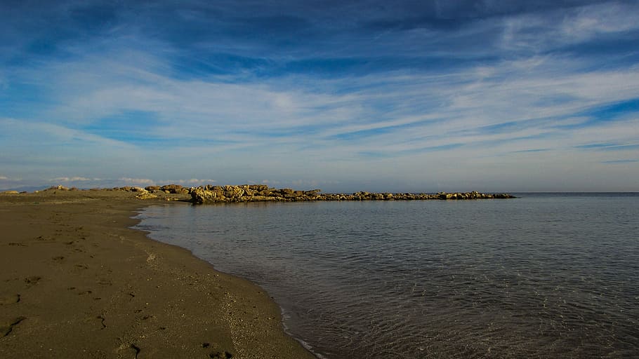 platja, buit, sorra, núvols, tardor, cel, calma, serenitat, tranquil, kapparis, Xipre, serè, pacífica, naturalesa, tranquil·litat, escenics, escena tranquil·la, bellesa a la natura, aigua, mar, terra, escenics - natura, núvol - cel, cap gent, arquitectura, rock, blau, dia, rock - object, medi ambient, a l'aire lliure, 4K