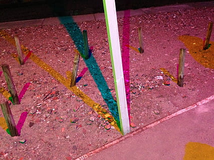 ligero, creativo, diseñar tecnología, diseño, tecnología, lámpara, moderno, creatividad, ciencia, multi color, noche, nadie, deporte, al aire libre, de cerca, vista de alto ángulo, día, color rosa, naturaleza, sendero, ausencia, arquitectura, estructura construida, color verde, ciudad, sucio, escalera, parque, seguridad, suelo, otoño, equipo de juego al aire libre, 2K, CC0, dominio público, libre de derechos