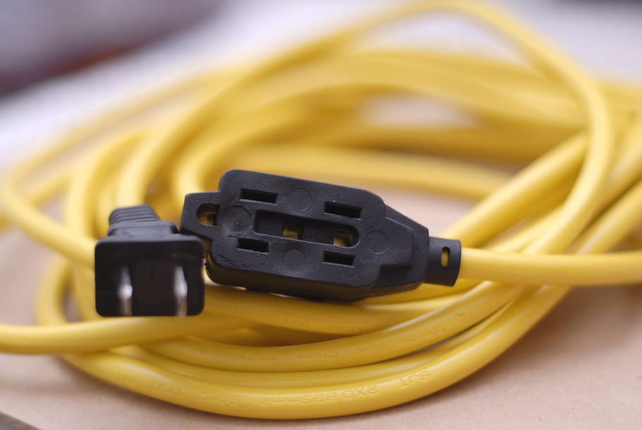 cable, cablija, extensió, connexió, groc, tecnologia, Internet, xarxa d’ordinadors, cable d’ordinador, endoll de connexió de xarxa, comunicació, tecnologia sense fils, equipament, endoll elèctric, electricitat, cap gent, dades, ordinador, a l'interior, comunicacions globals, primer pla, línia telefònica, Font d'alimentació, equipament elèctric, component elèctric, 4K