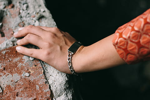 fashion girl, Fashion, girl, adult, caucasian, woman, young, beauty, hipster, human Hand, women, people, females, close-up, one Person, outdoors, human body part, one woman only, hand, bracelet, selective focus, body part, solid, focus on foreground, limb, human joint, rock - object, jewelry, human limb, rock, wrist, 5K