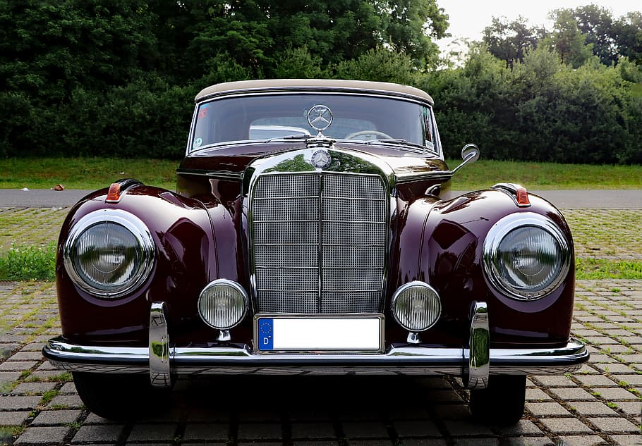 automàtic, oldtimer, mercedes, clàssic, vell, mercedes, clàssic, automoció, vehicle, daimler, pkw, benz, vista frontal, cotxe, a l'aire lliure, dia, cap gent, arbre, manera de transport, transport, planta, vehicle terrestre, automòbil, estil retro, faro, cotxe d'època, naturalesa, metall, estacionari, vintage, crom, color plata, luxe, 5K