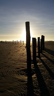 tramonto, st peter obi, spiaggia, cielo, terra, sabbia, inviare, legno - materiale, scenics - natura, post in legno, scena tranquilla, la tranquillità, natura, bellezza nella natura, nessuno, paesaggio, campo, ambiente, scena non urbana, mare, all'aperto, clima arido, 5K, CC0, dominio pubblico, privo di copyright