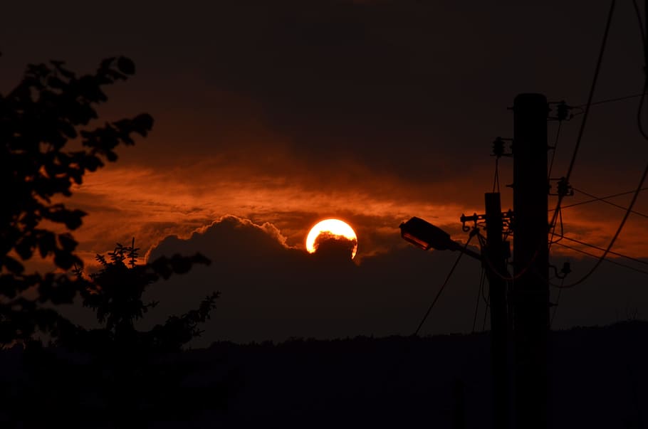 posta de sol, vespre, jena, nit, cel, tecnologia, silueta, comunicació, naturalesa, cap gent, generació de combustible i energia, a l'aire lliure, cremant, indústria, foc, fum - estructura física, foc - fenomen natural, núvol - cel, medi ambient, il·luminat, calor - temperatura, Font d'alimentació, 4K