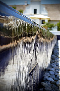 uendelig pool, vand, flyder, pool, uendelighed, sommer, udvej, rejse, ferie, svømning, luksus, turisme, spa, blå, udendørs, lempelse, slap af, fritid, bygget struktur, bygning udvendig, ingen mennesker, dag, vask, arkitektur, natur, bevægelse, tæt på, træ - materiale, fokus på forgrunden, hus, selektiv fokusering, flydende vand, bygning, sollys, lang eksponering, barriere, hjul, 4K, CC0, offentligt domæne, royaltyfrie