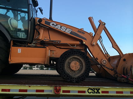 Konstruktion, Frontlader, Bagger, schwer, Eimer, graben, Traktor, Bergbau, industriell, Lader, Maschinen, Bulldozer, Scoop, Transport, Ausrüstung, Ingenieurwesen, Leistung, Landfahrzeug, Transportmittel, klarer Himmel, Himmel, Industrie, Baugewerbe, Baumaschine, Tag, Baustelle, Erdbewegungsmaschine, Baufahrzeug, Flachwinkelansicht, keine Leute, LKW, Natur, draußen, Nutzfahrzeug, Rad, Baumaschinen, 2K, CC0, gemeinfrei, lizenzfrei