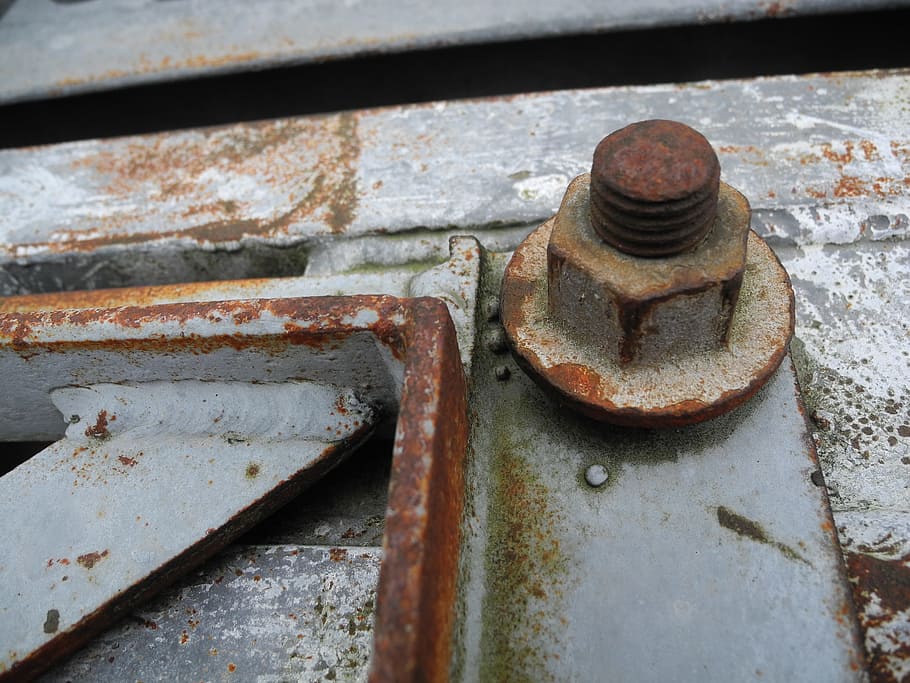cargol, inoxidable, tecnologia, vell, rovellat, corrosió, ferro, barana, metall, primer pla, resistent, pern, cap gent, declivi, deteriorament, aixafar, dia, abandonat, mal estat, espatllat, femella - sostenidor, a l'aire lliure, connexió, obsoleta, centrar-se en primer pla, ferro - metall, 2K