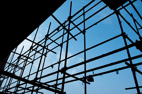 Gebäude, einfach, Baustelle, Baurahmen, Blau, stehlen, die Architektur, Baugewerbe, Silhouette, Himmel, gebaute Struktur, Industrie, Technologie, Rahmen, Metall, Flachwinkelansicht, Fenster, Muster, keine Leute, Tag, Natur, Gerüst, draußen, unvollständig, Entwicklung, klarer Himmel, Dämmerung, Träger, 4K, CC0, gemeinfrei, lizenzfrei