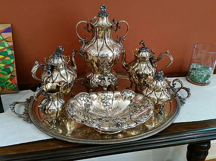 ceai, cupe, fierbător, masa de seara, ceai de ceai, ceasca de ceai, băutură, Fierbinte, ceainic, antic, masa, metal, în interior, nici o persoana, bogatie, artă și sculptură, ambarcațiune, natură moartă, a închide, luxos, tavă, argintiu colorat, decor, arhitectură, eleganţă, istorie, echipamente de uz casnic, bogat ornamentat, sticlă, faianță, 4K, CC0, domeniu public, fără drepturi de autor