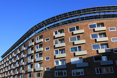 appartement, complex, Denemarken, gebouw, architectuur, woon-, buitenkant, modern, huis, condominium, buitenkant van het gebouw, ingebouwde structuur, venster, stedelijke scène, stad, heldere lucht, blauw, hemel, geen mensen, natuur, reisbestemmingen, woonwijk, dag, stadsleven, facade, buitenshuis, lage hoekweergave, kantoorgebouw buitenkant, bouwfunctie, wolkenkrabber, 4K, CC0, publiek domein, royaltyvrij