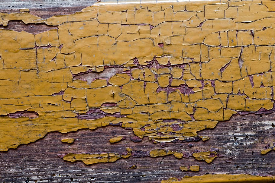 porpra, marró, fusta, panell, pissarra, fons, vell, pintura antiga, resistent, material de fusta, esquerdat, textura, aspre, patró, resum, tauler, brut, funció de construcció de parets, marc complet, espatllat, aixafar, pelat, descamació, groc, estructura construïda, cap gent, arquitectura, declivi, deteriorament, mal estat, abandonat, a l'aire lliure, arruïnat, efecte texturat, 5K