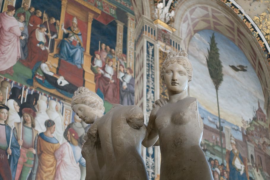tres, femella, estàtua, endins, edifici, biblioteca, gràcies, libreria piccolo mini, dom, siena, Toscana, Itàlia, arquitectura, renaixement, Església, representació humana, art i artesania, representació, escultura, semblança masculina, creativitat, semblança femenina, artesania, religió, cap gent, estructura construïda, espiritualitat, creença, història, vista d’angle baix, el passat, talla - producte artesanal, 5K