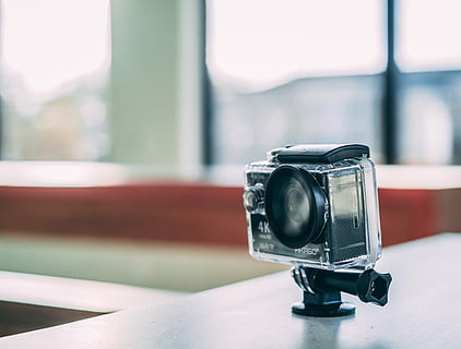 sort, 4k, 4 k action kamera, vandtæt taske, sort action kamera, kamera, Bliv professionel, skrivebord, action kamera, lille kamera, teknologi, fokus på forgrunden, fotografering temaer, kamera - fotografisk udstyr, tæt på, objektiv - optisk instrument, retro stylet, ingen mennesker, dag, bord, indendørs, enkelt objekt, fotografisk udstyr, stilleben, udstyr, fotografere, analog, digitalt kamera, 2K, CC0, offentligt domæne, royaltyfrie