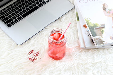 magazines, laptop, drink, glass, apple device, beverage, computer, drinking straw, electronic, fur, keyboard, macbook, paper clips, strawberries, technology, touchpad, public domain images, wireless technology, computer equipment, connection, red, no people, communication, indoors, furniture, computer keyboard, high angle view, food and drink, white color, positive emotion, container, love, glass - material, 5K, CC0, public domain, royalty free