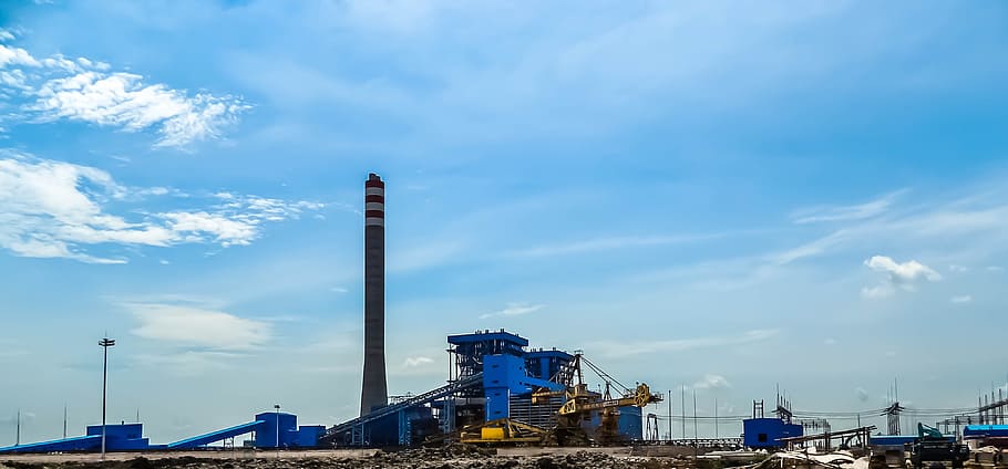 construcció, edifici, projecte, cel, indústria, núvol - cel, arquitectura, estructura construïda, blau, transport, exterior de l'edifici, naturalesa, cap gent, fàbrica, maquinària, pila de fums, a l'aire lliure, manera de transport, còpia espai, generació de combustible i energia, alta - alta, dia, vista d’angle baix, equipament industrial, districte industrial, 4K