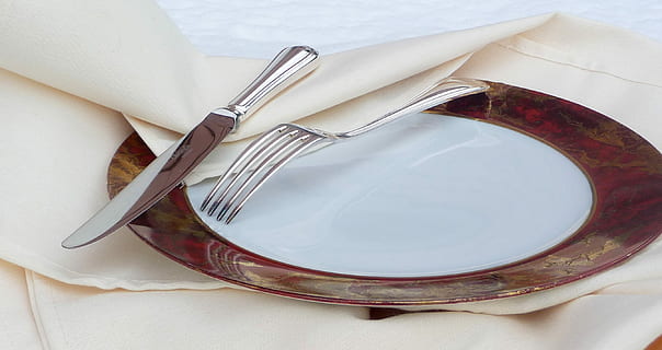 kapalı, bıçak, çatal, masa örtüsü, plaka, gümüş takımlar, insansız, yiyecek ve içecek, yüksek açılı görünüş, kap yemek, mutfak gereci, sofra bıçağı, ev Aletleri, tablo, ayar, içeriye, boş levha, natürmort, Yer ayarı, peçete, doğrudan yukarıda, Gıda, çanak çömlek, tepsi, gümüş renkli, yemek, 2K