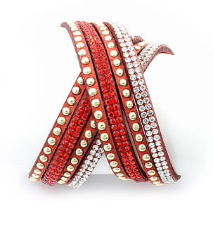 rustfri, baggrund, hvid, armbånd, stål, guld, smykker, metal, sølv, juvel, skønhed, mode, jern, glimte, lysstyrke, Kvinder, dekoration, moderne, studie, elegance, glæde, gave, banner, luksus, salg, fornøjelse, varer, charme, punk, isolerede, hånd, kommerciel, guldsmed, mænd, handle, køb, hvid baggrund, studio skud, skåret ud, indendørs, ingen mennesker, Kunst og håndværk, tæt på, mønster, håndværk, kopiere plads, tøj, enkelt objekt, stilleben, design, kreativitet, rød, personlige tilbehør, udsmykkede, 2K