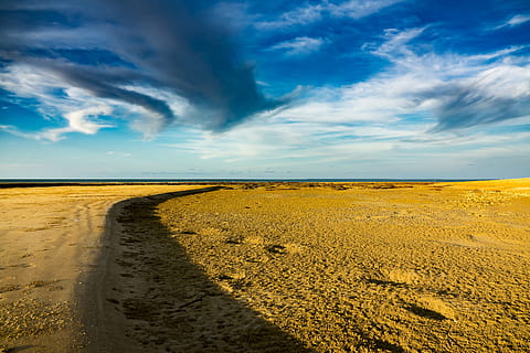 niebo, zachód słońca, Darwin, niebo zachód słońca, horyzont, piasek, Pomarańczowy, Chmura, chmura - niebo, scenics - natura, spokojna scena, spokój, piękno natury, wylądować, żółty, Natura, środowisko, scena pozamiejska, żadnych ludzi, dzień, krajobraz, idylliczny, droga naprzód, kierunek, Droga, niebieski, na dworze, 4K, CC0, domena publiczna, darmowe zdjęcia
