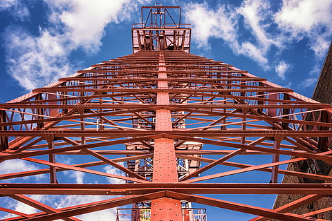 headframe, บิล, การทำเหมืองแร่, อุตสาหกรรม, พื้นที่รูห์ร, เหมือง, ระบบสายพานลำเลียง, การบูรณะ, กรอบโลหะ, เก่า, คาร์บอน, ขนส่ง, ในอดีต, ประเทศเยอรมัน, Pott, ท้องฟ้า, สถาปัตยกรรม, เมฆ - ท้องฟ้า, มุมมองที่ต่ำ, โครงสร้างที่สร้างขึ้น, โลหะ, ธรรมชาติ, สัมพันธ์, วัน, ไม่มีคน, หอคอย, สีน้ำเงิน, สีแดง, กลางแจ้ง, สูง - สูง, เทคโนโลยี, สะพาน, การสื่อสาร, สะพาน - โครงสร้างที่มนุษย์สร้างขึ้น, ด้านล่างโดยตรง, แหล่งจ่ายไฟ, 5K, CC0, โดเมนสาธารณะ, ค่าลิขสิทธิ์ฟรี