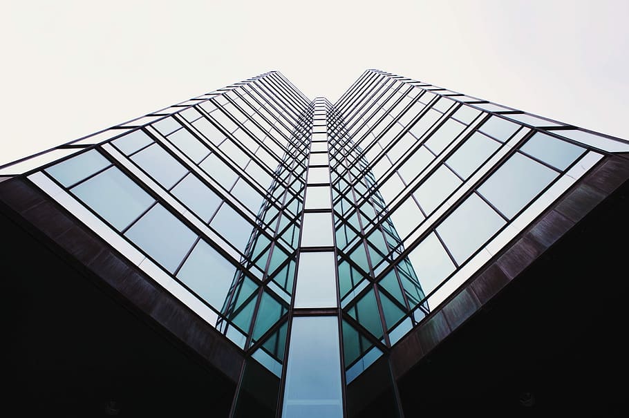 Průhledná, reflexe skleněné budovy, skleněné okno, sklenka, budova, odraz, jasně, okno, architektura, sklo - materiál, mrakodrap, kancelářská budova, moderní, stavba, futuristický, podnikání, městské scény, exteriér budovy, věž, ocel, modrý, centrální čtvrti, fasáda, město, stavební průmysl, geometrický tvar, vysoká - vysoká, nebe, nízký úhel pohledu, nikdo, čisté nebe, vzor, Příroda, tvar, kancelářská budova exteriér, den, design, kancelář, venku, přímo pod, slitina, 1080P