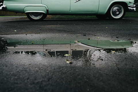 Auto, Transport, Straße, Fotografie, Grün, Fahrzeug, nass, Landfahrzeug, draußen, keine Leute, schmutzig, Tag, Flughafen-Rollbahn, Pfütze, Transportmittel, Kraftfahrzeug, Stadt, Wasser, Natur, Tier, High Angle View, Regen, Reflexion, Rad, 1080P