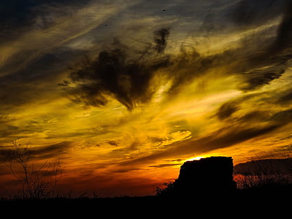 sunset, sun, set, red, color, summer, sunrise, nature, sky, sunset background, travel, outdoor, sunlight, evening, landscape, dom, yellow, horizon, view, sunshine, light, cloud - sky, silhouette, beauty in nature, scenics - nature, tranquility, tranquil scene, orange color, dramatic sky, no people, environment, idyllic, awe, outdoors, non-urban scene, dark, dusk, 4K, CC0, public domain, royalty free