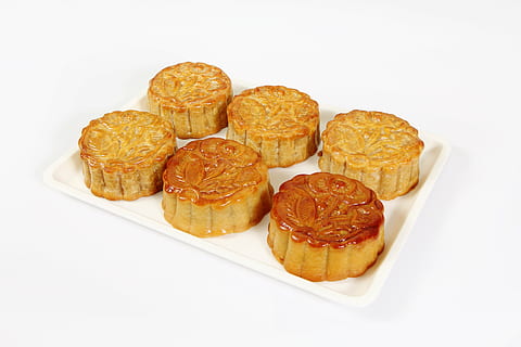 Brot, Mondkuchen, Backen, Kochen, das Mehl, Küche, Lebensmittel, mach Essen, der Ofen, China, Nahrungsmittel, Süss, Süßigkeiten, köstlich, Kunst, weißer Hintergrund, Essen und Trinken, gebacken, Studioaufnahme, drinnen, Frische, keine Leute, französisches Essen, Stillleben, Süßes Essen, Brötchen, ungesunde Ernährung, fertig für den Verzehr, High Angle View, ausgeschnitten, Gruppe von Objekten, Nahansicht, Genuss, Snack, Versuchung, Muffin, 5K, CC0, gemeinfrei, lizenzfrei