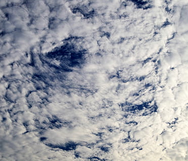 nuvole, miracolo, viso, sorriso, sorridere, faccia sorridente, cielo, blu, drammatico, luce, natura, nuvoloso, Paradiso, sfondi astratti, astratto, fotogramma intero, sfondi, strutturato, nessuno, nuvola - cielo, Cloudscape, bellezza nella natura, scenics - natura, la tranquillità, Inquadratura dal basso, ambiente, cielo drammatico, Colore bianco, all'aperto, idilliaco, giorno, scena tranquilla, vento, meteorologia, 2K, CC0, dominio pubblico, privo di copyright