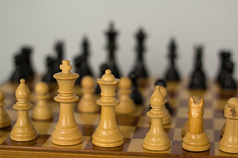 şah, război, provocare, tactică, atac, luptă, jocuri de agrement, joc de masă, joc, strategie, piesă de șah, relaxare, tabla de șah, Activitatea de agrement, arta culturii și divertismentului, rege - piesa de șah, concurență, pion - piesa de sah, să se concentreze asupra primelor elemente, grup mare de obiecte, conducere, nici o persoana, regina - piesa de sah, sportiv, cavaler - piesa de sah, confruntare, 4K, CC0, domeniu public, fără drepturi de autor
