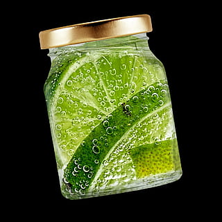 duidelijk, glazen pot, citroen, binnen, glas, verfrissing, limoen, bubbel, drinken, groene kleur, zwarte achtergrond, laten vallen, water, studio opname, detailopname, nat, geen mensen, binnenshuis, natuur, versheid, fabriek, blad, deel van de plant, eten en drinken, schoonheid in de natuur, uitknippen, puurheid, dauw, 1080P, CC0, publiek domein, royaltyvrij