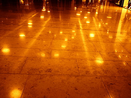 ubin, tanah, refleksi, mirroring, lampu, lantai, diterangi, lantai keramik, malam, tidak ada orang, kota, trotoar, di luar rumah, arah, batu paving, jalan lurus, jalan, Arsitektur, pola, basah, latar belakang, peralatan penerangan, 1080P, CC0, domain publik, bebas royalti