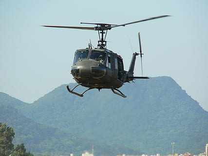 helikopter, flyve, flyvningen, luftfartøj, flyvende, militær, transportmidler, Midt i luften, transportform, bjerg, bevæbnede styrker, propel, bevægelse, natur, hær, dag, himmel, på farten, redde, udendørs, regering, fly, luftfartsindustrien, 1080P, CC0, offentligt domæne, royaltyfrie