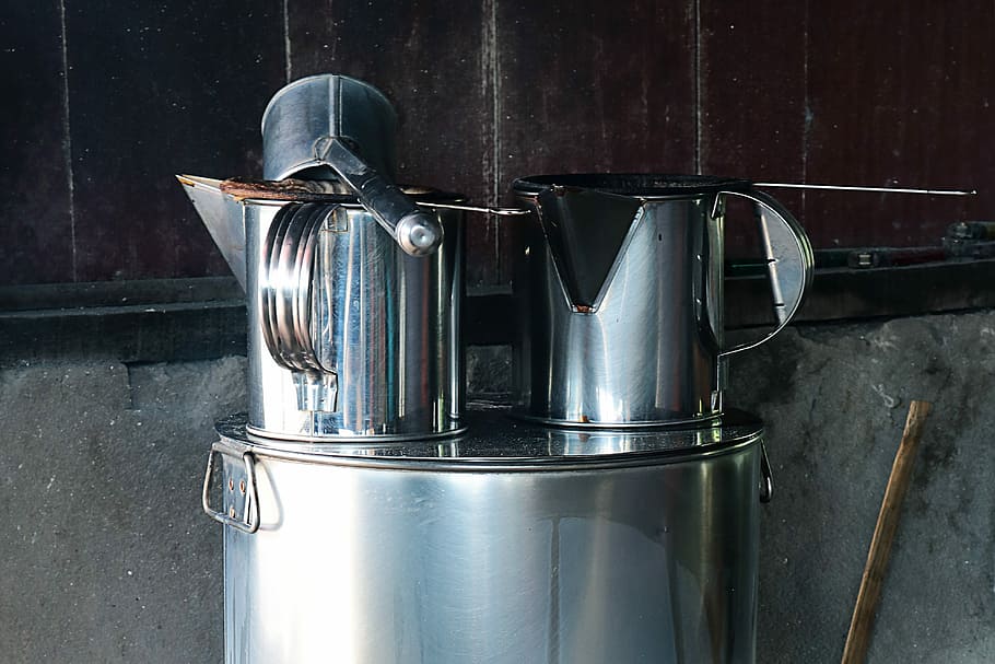 cafè, olla, olla, fabricant, mo, foc, fabricant, color plata, metall, brillant, acer inoxidable, menjar i beguda, a l'interior, estri de cuina, equipament per a la llar, acer, primer pla, contenidor, cuina, cap gent, plata - metall, cuina domèstica, habitació domèstica, natura morta, equipament, aliatge, alumini, crom, cafetera, 4K