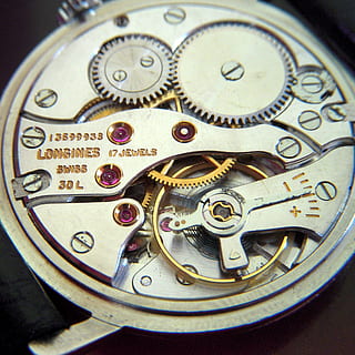 Nahaufnahme Longines 13599938 Skelett, sehen, Uhrwerk, Bewegung, Mechaniker, Longinen, Uhr, Zeit, Nahansicht, Instrument der Zeit, Taschenuhr, Ausrüstung, Metall, Richtigkeit, Maschinenteil, drinnen, Uhrwerke, Antiquität, Maschinen, Stillleben, keine Leute, Armbanduhr, Nummer, Technologie, Komplexität, Rad, 1080P, CC0, gemeinfrei, lizenzfrei