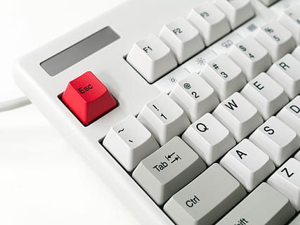 fuga, chiave, tastiera, rosso, tasto di fuga, computer, chiavi, dominio pubblico, tasto rosso, Tech, tecnologia, tastiera del computer, tasto del computer, Internet, comunicazione, pc, avvicinamento, premi il bottone, attrezzatura, parte del computer, dati, attività commerciale, connessione, attrezzatura informatica, testo, numero, nessuno, lettera, tecnologia wireless, alfabeto, 4K, CC0, dominio pubblico, privo di copyright