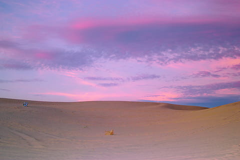 solnedgang, sanddyner, sand, strand, utsikt, sand, Strand, bakgrunn, himmel, natur, landskap, scenics, rolig scene, ro, naturskjønnhet - natur, miljø, land, sky - himmel, ørken, skjønnhet i naturen, ingen folk, ikke-urbane scene, fjern, sanddyne, skumring, klima, rosa farge, tørt klima, utendørs, 4K, CC0, offentlig domene, opphavsrett gratis