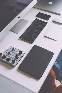 argint imac, fără fir, tastatură, element de tracțiune, argint macbook, caz de tablete, alb, masa, măr, cordon fără fir, tracţiune, tampon, argint, macbook, calculator, tehnologie, birou, Afaceri, tastatura, Monitorul computerului, echipament, PC, tehnologia fără fir, laptop, conexiune, comunicare, dispozitiv portabil de informații, vedere în unghi mare, echipamente de calcul, în interior, telefon inteligent, telefon mobil, natură moartă, oameni adevărați, portabilitate, oameni, 5K, CC0, domeniu public, fără drepturi de autor