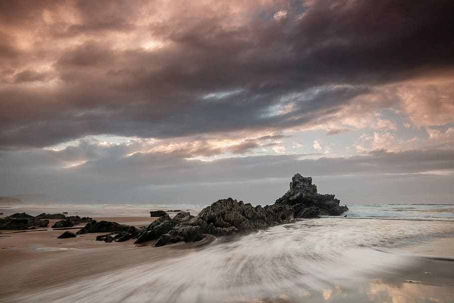 tělo, voda, Skalní formace, nimbus cloud, fotografie krajiny, západ slunce, moře, Skála, mrak, horizont, mrak - nebe, nebe, přistát, scenics - příroda, pláž, krása v přírodě, životní prostředí, Příroda, klid, dramatická obloha, nikdo, krajina, klidné scény, bouřka, pohyb, dlouhé expozice, pevný, venku, 4K