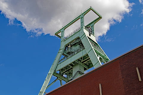 bochum, rama principală, industria minieră, minerit, industrie, ruhr zona, muzeu minier, A mea, carbon, factură, nord rhine westphalia, sistem de transportoare, arhitectură, albastru, cer, arhitectura și clădirile, construită, turn, nor - cer, vedere unghiulară joasă, natură, zi, mașini, exteriorul clădirii, metal, nici o persoana, în aer liber, echipament, scară, industrie de contructie, santier, mașinărie de construcție, combustibil și generarea de energie electrică, echipament industrial, aliaj, oţel, industria metalurgică, beton, 5K, CC0, domeniu public, fără drepturi de autor