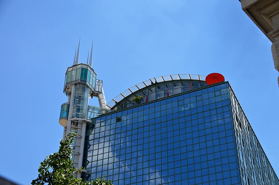 skyskraber, elevator, by, hotel, tårn, by, Hotel, spidst, himmel, blå, Kempten, bayern, arkitektur, glasfront, tårn hus, glas, spejling, Sky, byen hjem, tagene, downtown, byplanlægning, leve og arbejde, bygning udvendig, bygget struktur, urban scene, kontorbygning, moderne, lav vinkel visning, natur, dag, skyfri himmel, bygning, kontorbygning udvendig, ingen mennesker, rød, udendørs, rejsemål, træ, forretning, 5K