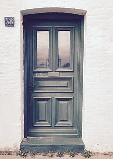 porte, contribution, Bienvenue, vieux, structure construite, extérieur du bâtiment, architecture, entrée, fermé, bâtiment, journée, personne, Sécurité, maison, protection, bois - matériau, en plein air, district résidentiel, la fenêtre, la communication, texte, 4K, CC0, domaine public, libre de droits