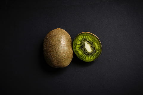 Kiwi, fruit, green, ingredient, ingredients, minimal, minimalistic, simple, simplistic, food, freshness, kiwi - Fruit, healthy Eating, ripe, green Color, organic, citrus Fruit, close-up, food And Drink, dieting, vegetarian Food, studio shot, wellbeing, indoors, still life, cross section, slice, black background, no people, halved, seed, cut out, antioxidant, 4K