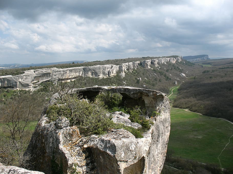 Krym, eski kerman, jaro, mrak - nebe, Příroda, nebe, den, nikdo, venku, krajina, hora, scén, stavba, Skála, krása v přírodě, scenics - příroda, rock - objekt, pevný, životní prostředí, přistát, klidné scény, klid, rostlina, strom, destinace, formace, 2K