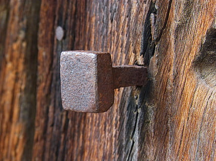 braun, Nagel, Holz, alt, rostig, Tür, Log, Eisen, Textur, Detail, traf die Glatze, Metall, Nahansicht, sperren, Holz - Material, verwittert, keine Leute, texturiert, Eingang, Tag, Sicherheit, verriegeln, Schutz, draußen, Bolzen, Fokus auf den Vordergrund, Vollbild, Verschlechterung, 4K, CC0, gemeinfrei, lizenzfrei