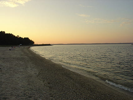 tom strand, strandlinjen, kyst, Strand, tømme, shore, hav, natur, sand, vann, utendørs, kystlinje, himmel, solnedgang, naturskjønnhet - natur, skjønnhet i naturen, land, rolig scene, ro, tilfeldige mennesker, oransje farge, idylliske, horisont, ekte folk, horisont over vann, silhouette, 1080P, CC0, offentlig domene, opphavsrett gratis
