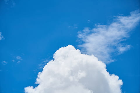 núvol, blau, composició, increïble, cel, núvols, posta de sol, blanc, núvols blancs, naturalesa, paisatge, estiu, solar, fons, espai, llum, ambiental, textura, bonic, atmosfera, pau, detall, patró, imatge en color, dia, ningú, netejar, al matí, resum, còpia espai, oxigen, cap gent, fresc, patró abstracte, colors vius, espaiós, horitzontal, enfocament selectiu, núvol - cel, Color blanc, bellesa a la natura, escenics - natura, idíl·lic, tranquil·litat, cloudscape, escena tranquil·la, esponjós, a l'aire lliure, vista d’angle baix, suavitat, brillant, meteorologia, 5K, CC0, domini públic, lliure de regalies